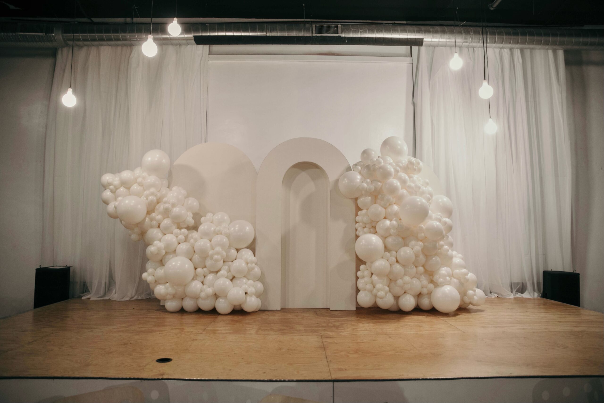 Baby shower balloon arch at The Metropolitan event venue